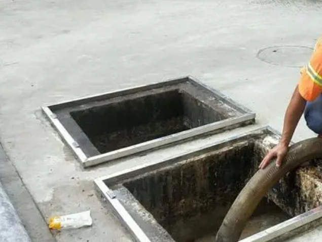 大岭山镇化粪池清理